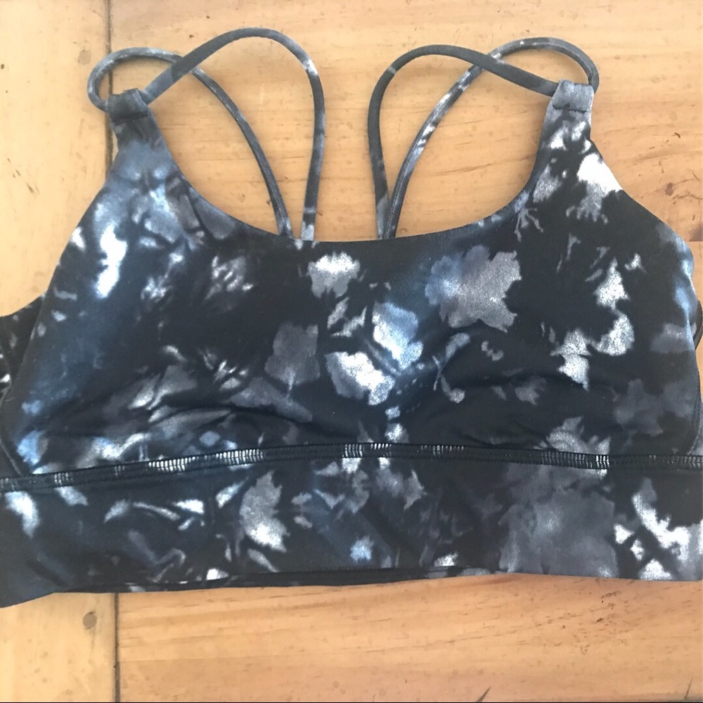 Lululemon Sports Bra EUC Size 6